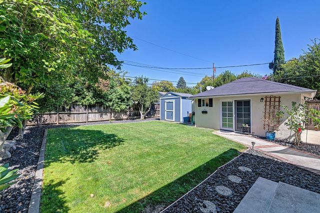 2732 14th St, Sacramento, CA 95818