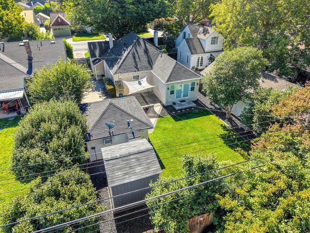 2732 14th St, Sacramento, CA 95818