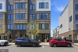 2160 NORTHBANK PL #166, Philadelphia, PA 19125