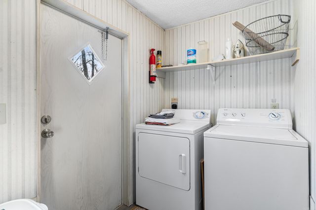 7 Iveon Clay Ln, Pangburn, AR 72121