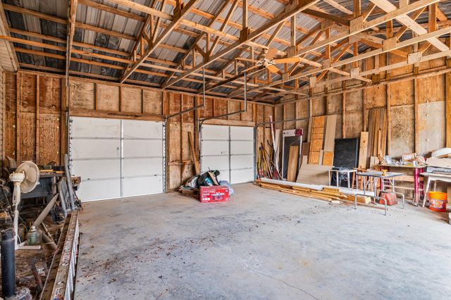 7 Iveon Clay Ln, Pangburn, AR 72121