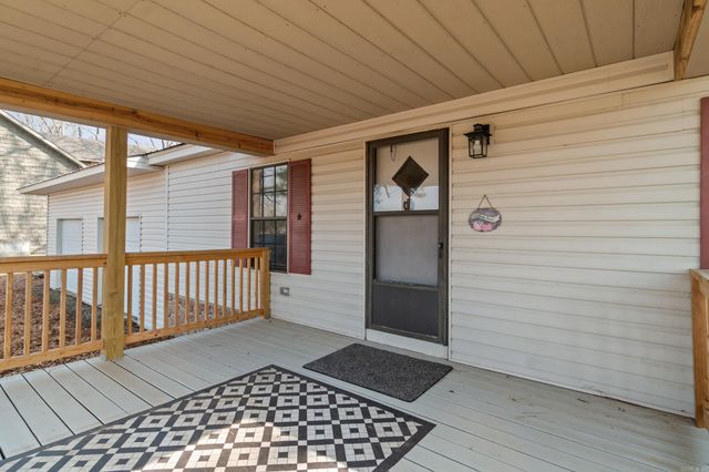 7 Iveon Clay Ln, Pangburn, AR 72121