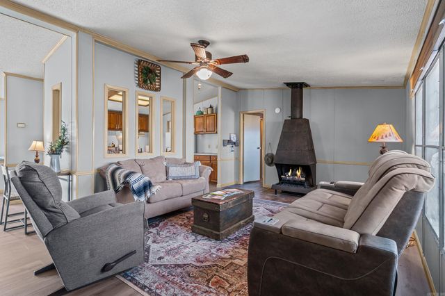 7 Iveon Clay Ln, Pangburn, AR 72121