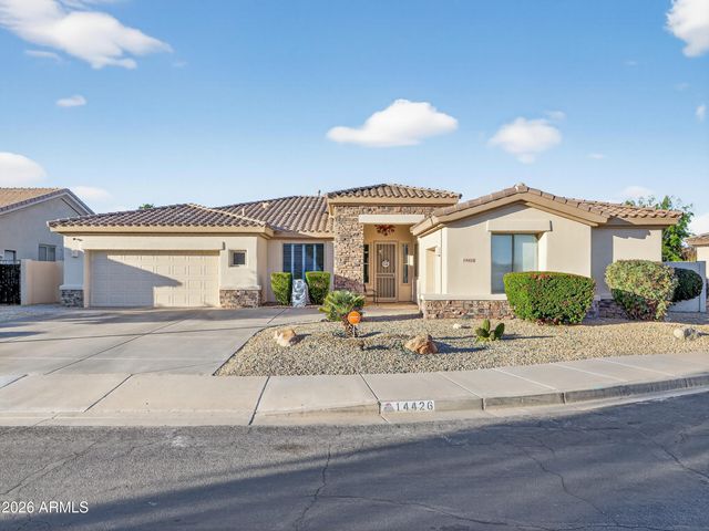 14426 W AVALON Drive, Goodyear, AZ 85395