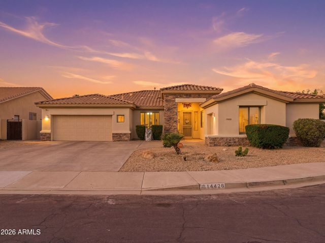 14426 W AVALON Drive, Goodyear, AZ 85395