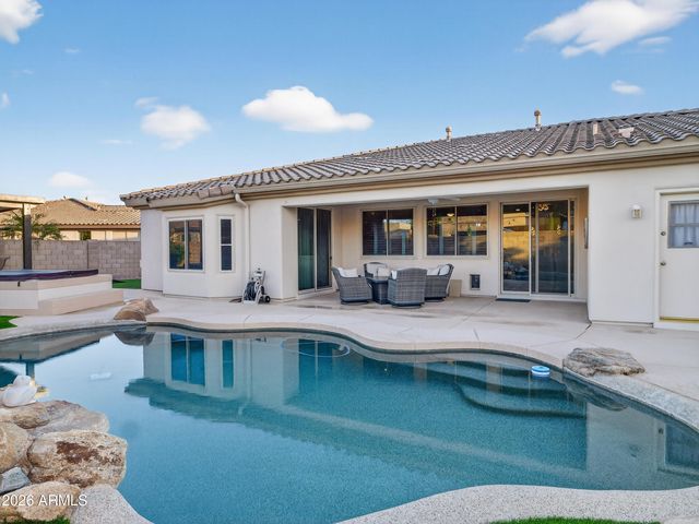 14426 W AVALON Drive, Goodyear, AZ 85395