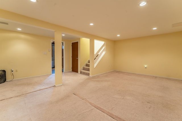 4 Harwich Court, Merrimack, NH 03054