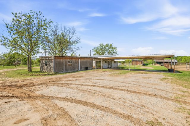 1301 County Road 440, De Leon, TX 76444