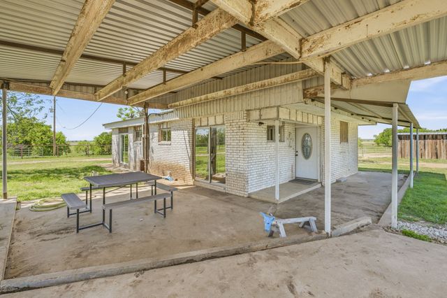 1301 County Road 440, De Leon, TX 76444