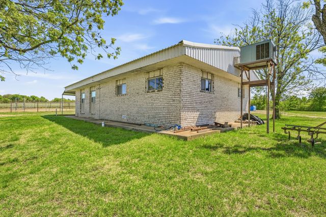 1301 County Road 440, De Leon, TX 76444