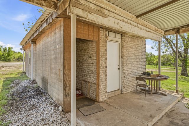 1301 County Road 440, De Leon, TX 76444