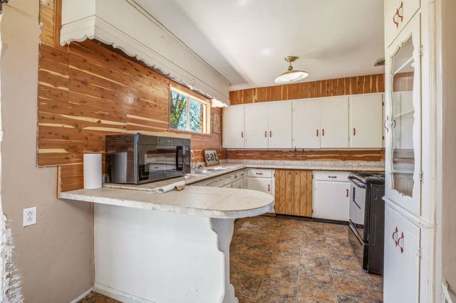 1301 County Road 440, De Leon, TX 76444