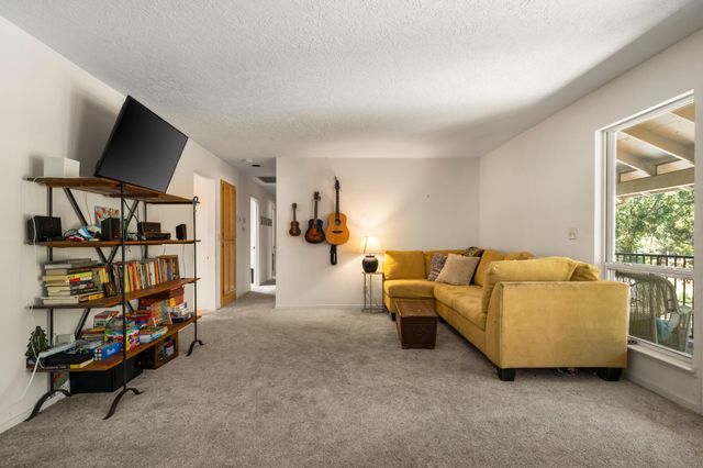 2307 Olympia Ln, Placerville, CA 95667