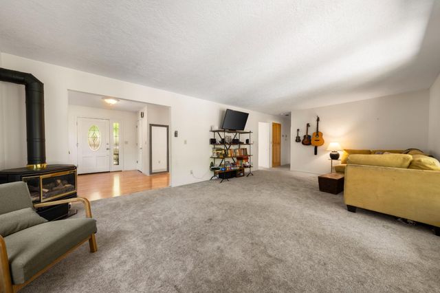 2307 Olympia Ln, Placerville, CA 95667