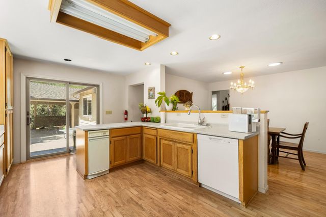 2307 Olympia Ln, Placerville, CA 95667