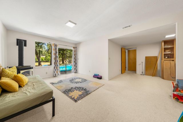 2307 Olympia Ln, Placerville, CA 95667