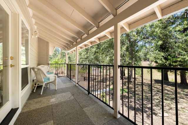 2307 Olympia Ln, Placerville, CA 95667