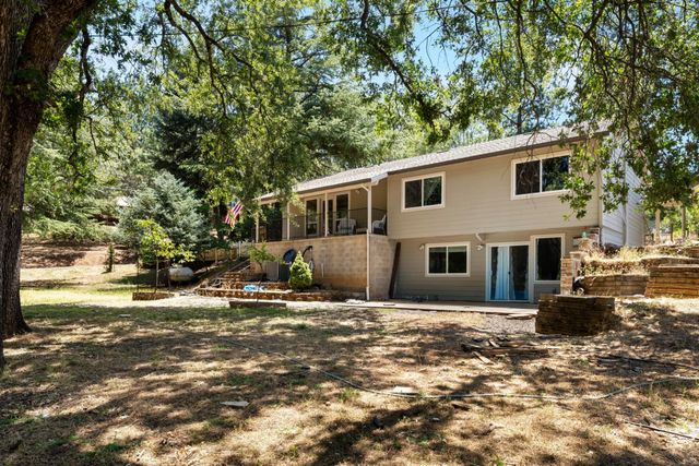2307 Olympia Ln, Placerville, CA 95667