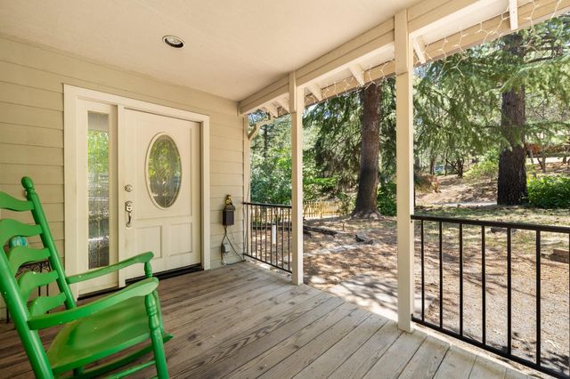 2307 Olympia Ln, Placerville, CA 95667