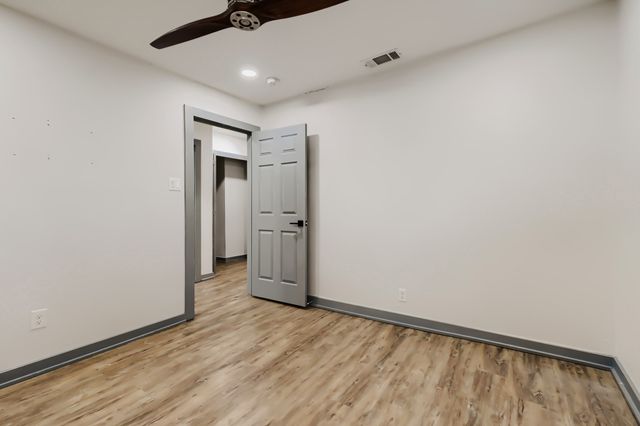 3250 Saint Croix Drive, Dallas, TX 75229