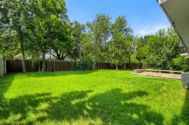 3250 Saint Croix Drive, Dallas, TX 75229