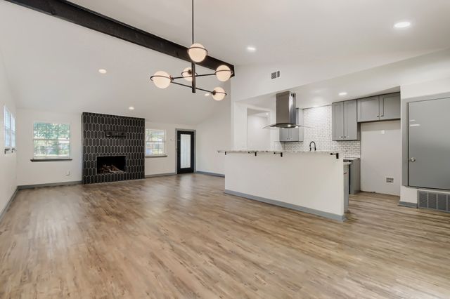 3250 Saint Croix Drive, Dallas, TX 75229