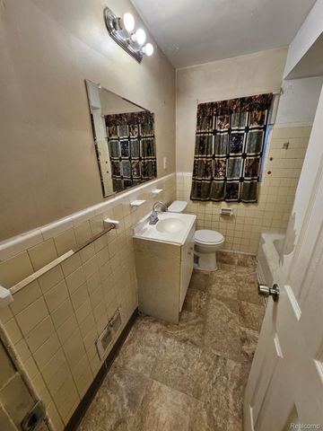 16260 Bringard Drive, Detroit, MI 48205