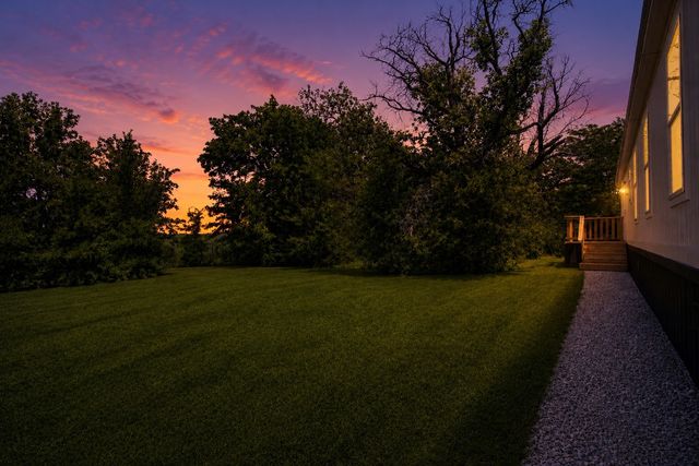 147 Lark Meadow Drive, Runaway Bay, TX 76426