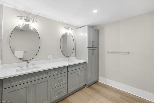 6075 Pelican Bay BLVD 104, Naples, FL 34108