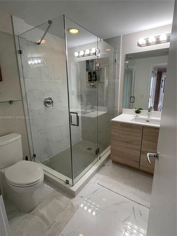 16385 Biscayne Blvd 2601, North Miami Beach, FL 33160