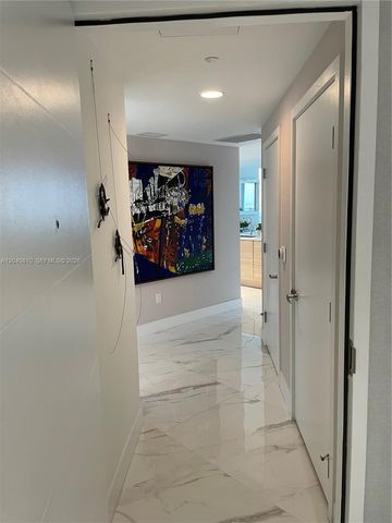 16385 Biscayne Blvd 2601, North Miami Beach, FL 33160