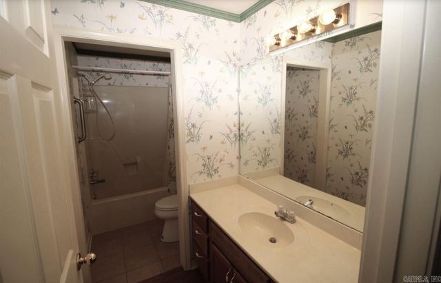 28 Sweetbriar Lane, Greenbrier, AR 72058