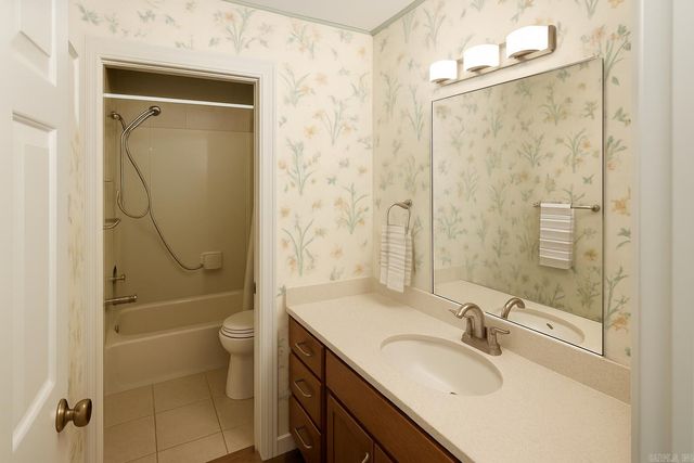 28 Sweetbriar Lane, Greenbrier, AR 72058