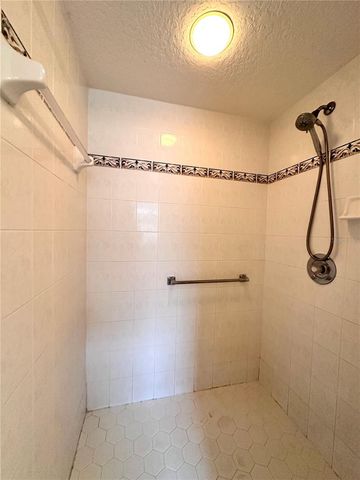 29439 SCHINNECOCK HILLS LANE, San Antonio, FL 33576