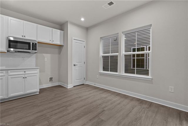 391 Tributary LN, Carrollton, VA 23314