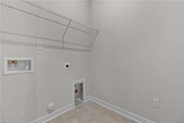 391 Tributary LN, Carrollton, VA 23314