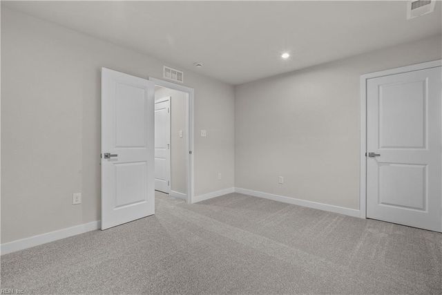 391 Tributary LN, Carrollton, VA 23314