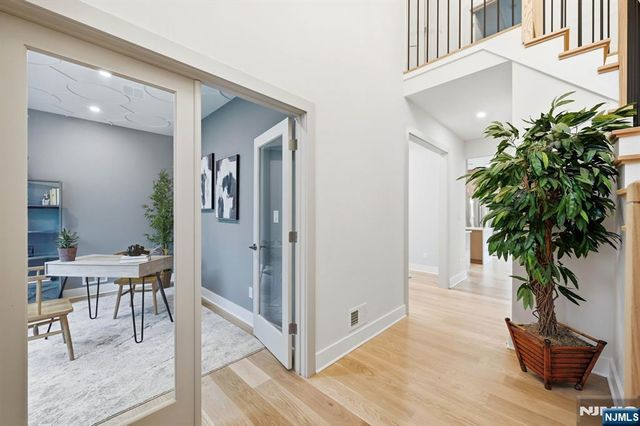 35 Sycamore Avenue, Livingston, NJ 07039