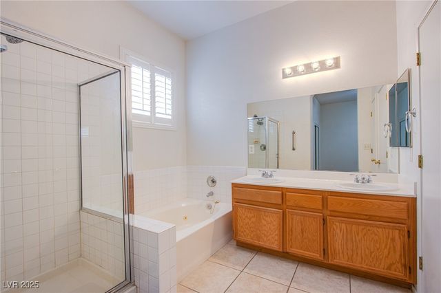 9020 Kimo Street, Las Vegas, NV 89123