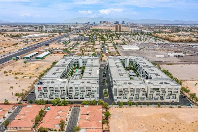 9020 Kimo Street, Las Vegas, NV 89123