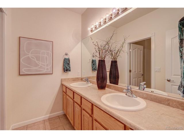 223 N De Gaulle St, Aurora, CO 80018