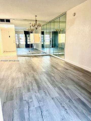 6070 NW 64th Ave 103, Tamarac, FL 33319