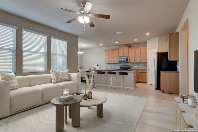 2719 Night Star, San Antonio, TX 78245