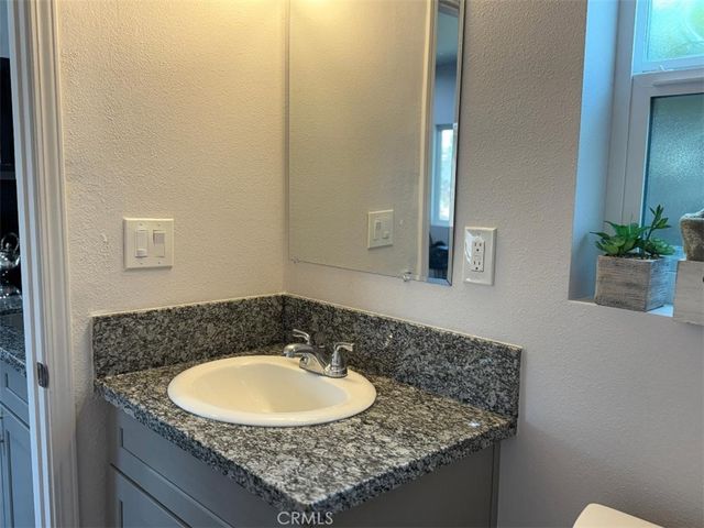 1901 N Grape, Compton, CA 90222
