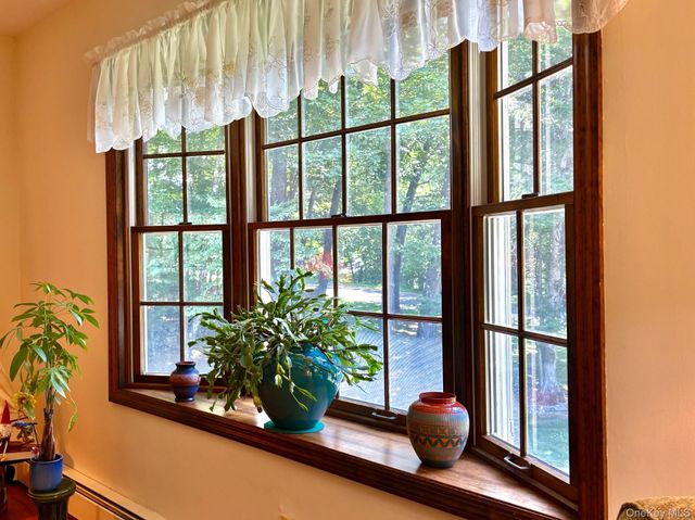 6 Kipsbergen Drive, Rhinebeck, NY 12572