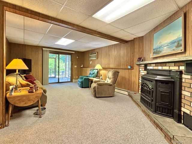 6 Kipsbergen Drive, Rhinebeck, NY 12572