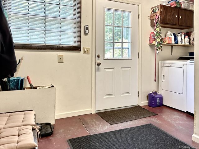 6 Kipsbergen Drive, Rhinebeck, NY 12572