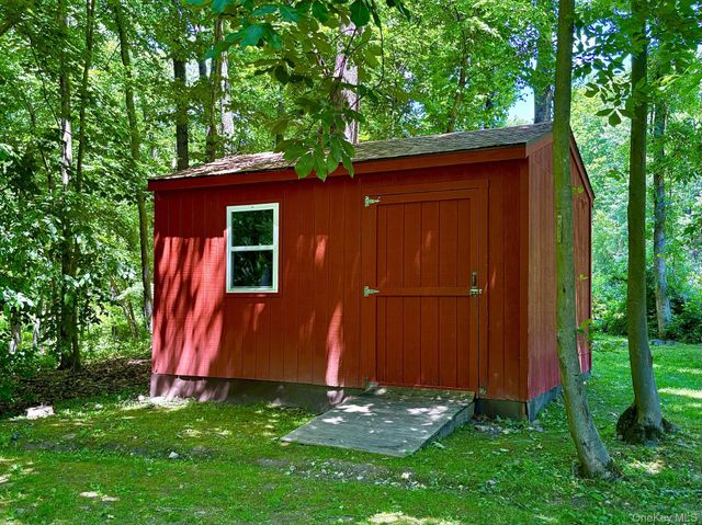 6 Kipsbergen Drive, Rhinebeck, NY 12572