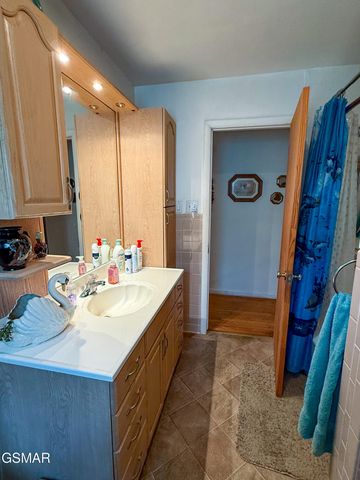 220 Pinedale Street, Maryville, TN 37801