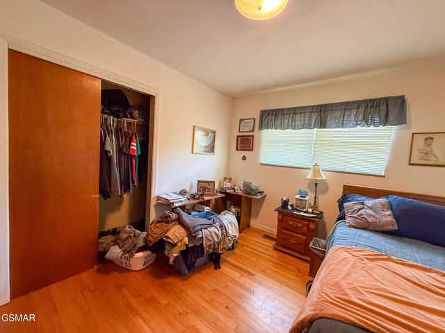 220 Pinedale Street, Maryville, TN 37801